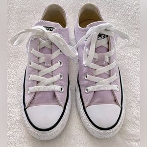Converse All Star Low Lilac Mist Women’s 6 Chuck Taylors